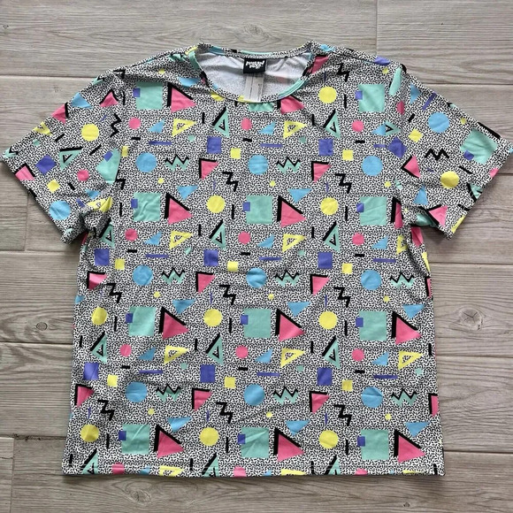 Modern Hero Shirt Adult L /XL Retro 90s Fun‎ Lightweight Short Sleeve Tee Mens - Picture 1 of 8